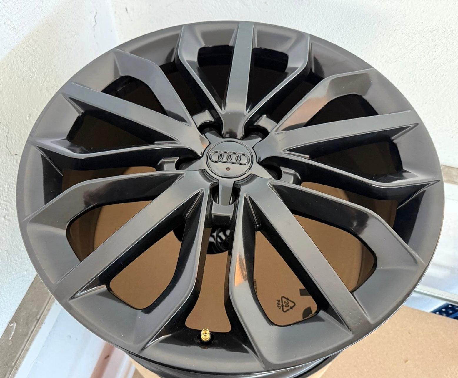 Audi Felgen 5x112 / 19 Zoll 5-W-Speichen 4G0601025P