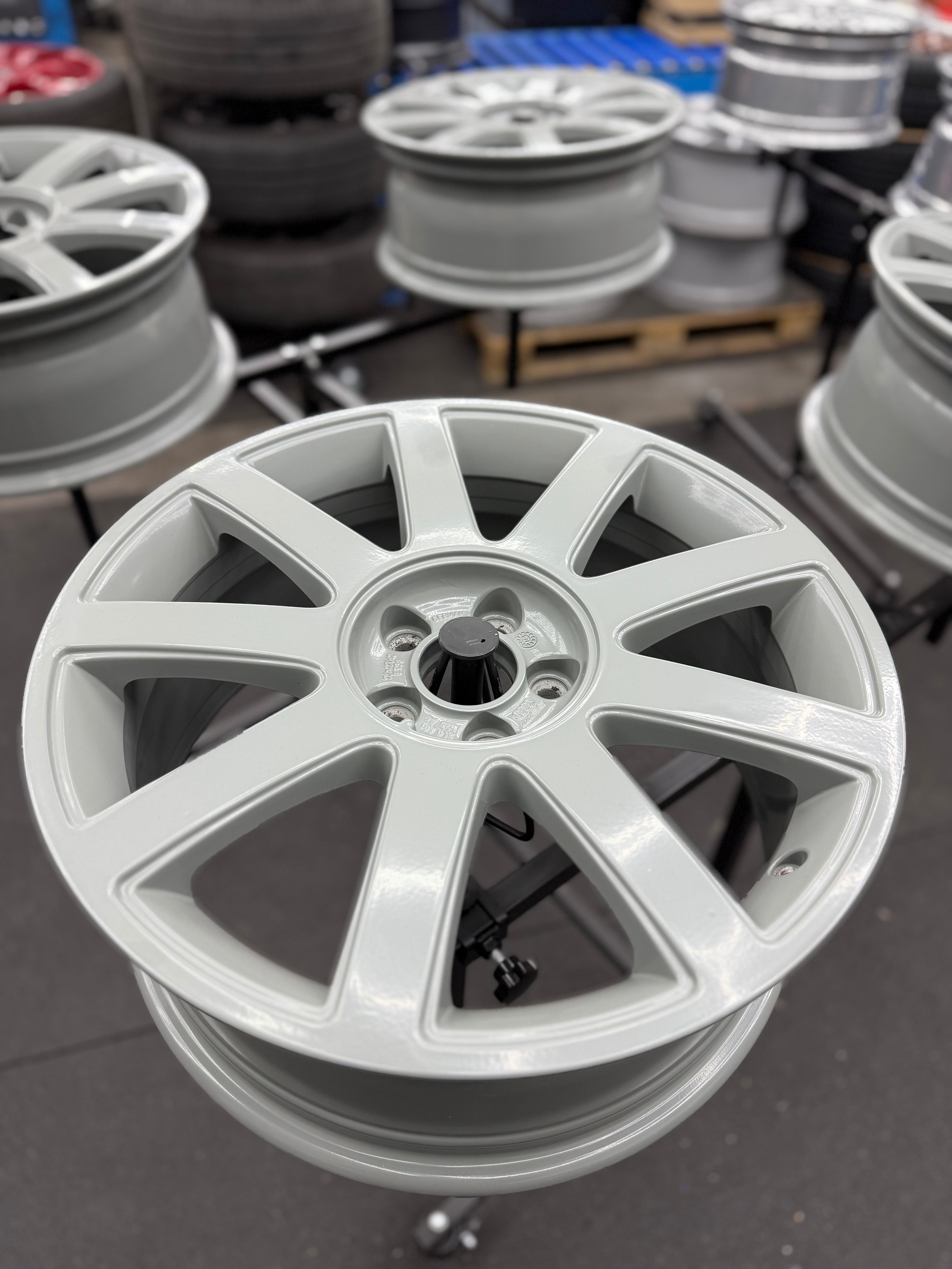 Auto Felgen ,,bis 17 Zoll" Pulverbeschichtung