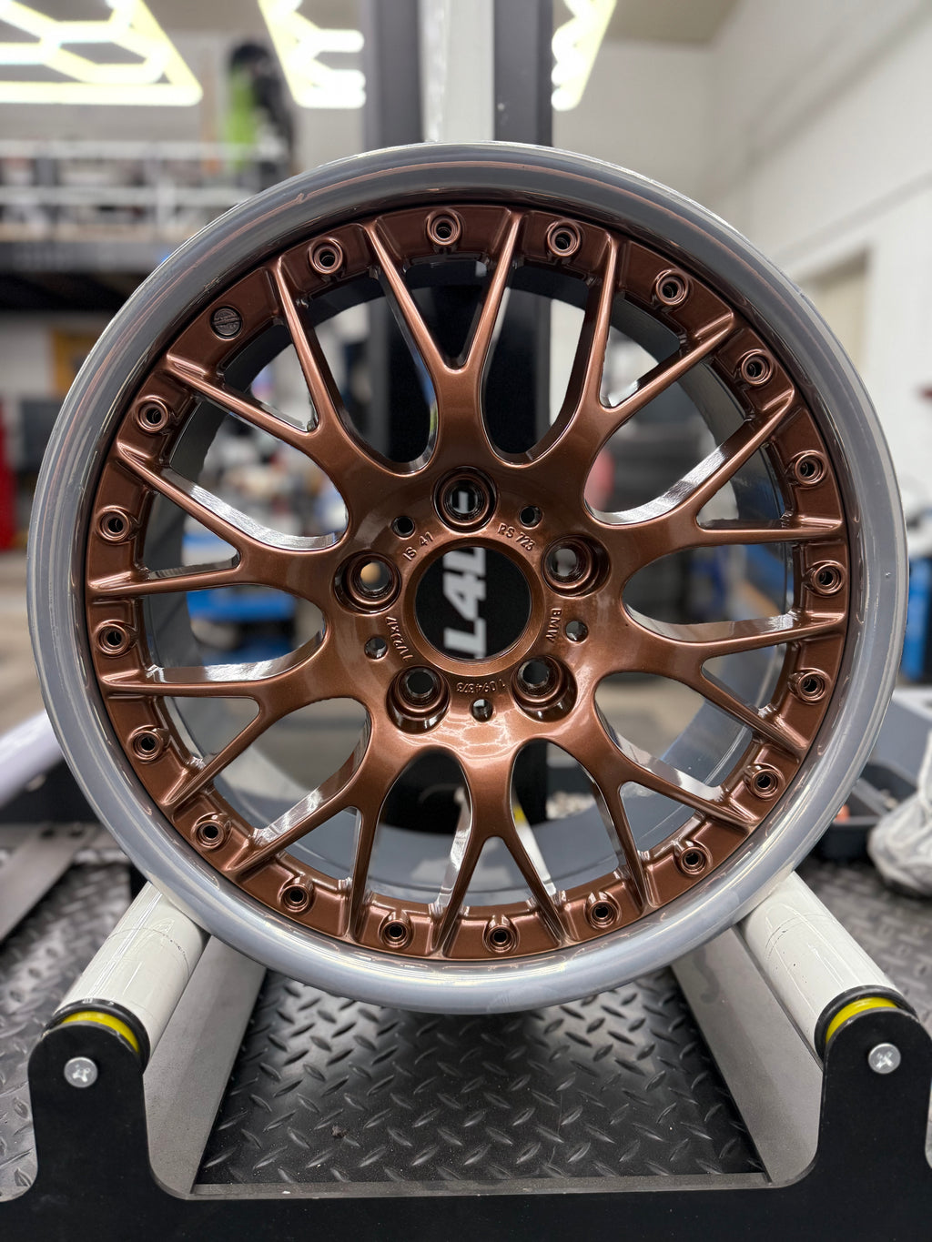 Auto Felgen ,,bis 17 Zoll" Pulverbeschichtung